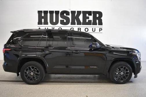 2024 Toyota Sequoia SR5