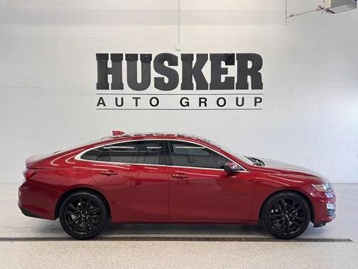 2021 Chevrolet Malibu FWD LT