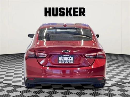 2021 Chevrolet Malibu FWD LT