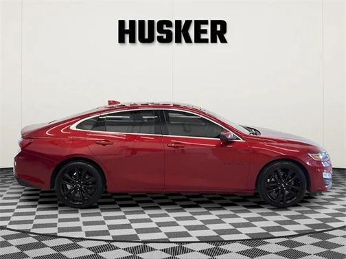 2021 Chevrolet Malibu FWD LT