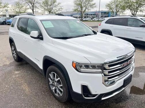 2023 GMC Acadia AWD SLT