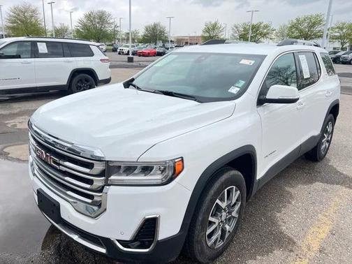 2023 GMC Acadia AWD SLT