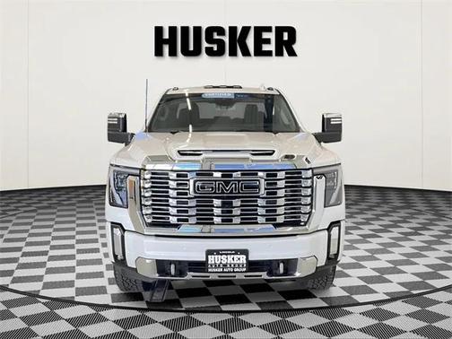 2024 GMC Sierra 2500 Denali