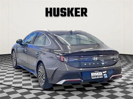 2025 Hyundai SONATA Hybrid SE