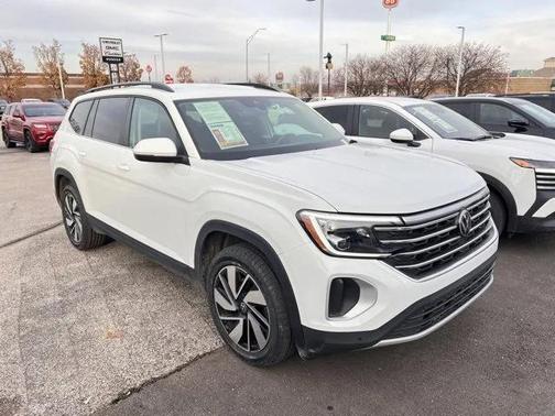 2025 Volkswagen Atlas 2.0T SE w/Technology 4MOTION