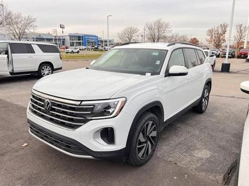 2025 Volkswagen Atlas 2.0T SE w/Technology 4MOTION
