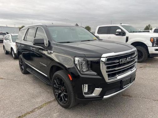 2022 GMC Yukon SLT