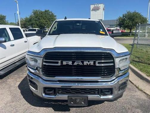 2019 RAM 2500 Big Horn Crew Cab 4x4 6'4' Box