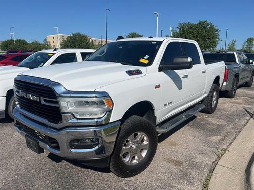 2019 RAM 2500 Big Horn Crew Cab 4x4 6'4' Box