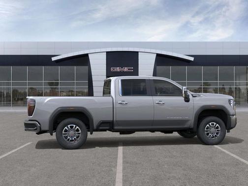 2026 GMC Sierra 2500 SLT