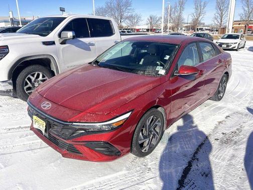 2025 Hyundai ELANTRA Limited