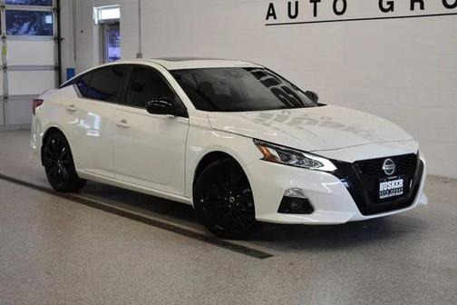 2022 Nissan Altima SR FWD