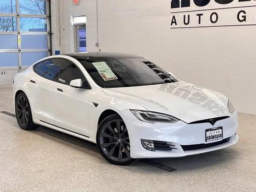 2020 Tesla Model S Long Range Plus