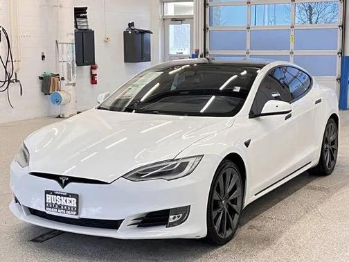 2020 Tesla Model S Long Range Plus