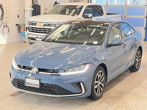 2025 Volkswagen Jetta 1.5T SE