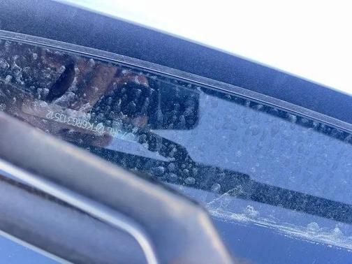 2024 Volvo S60 B5 Core Dark Theme