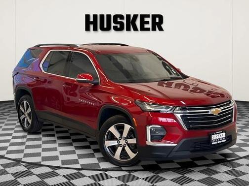 Radiant Red Tintcoat 2023 Chevrolet Traverse LT Leather