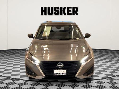 Gun Metallic 2025 Nissan Altima SV FWD