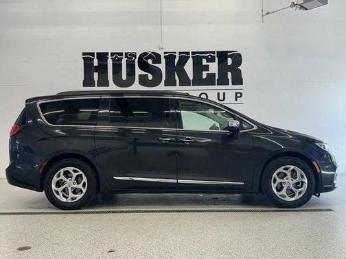 2022 Chrysler Pacifica Limited