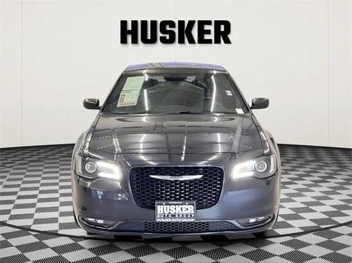 2019 Chrysler 300 S