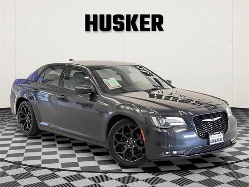 2019 Chrysler 300 S