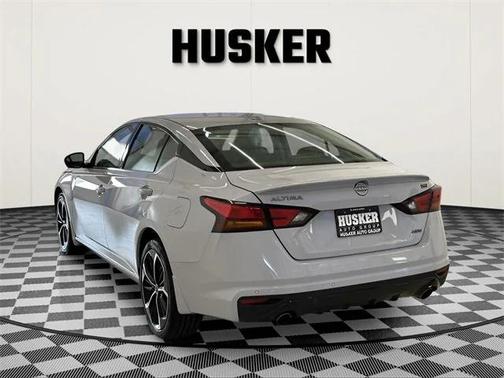 2024 Nissan Altima SR Intelligent AWD