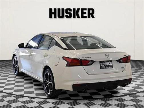 2024 Nissan Altima SR Intelligent AWD