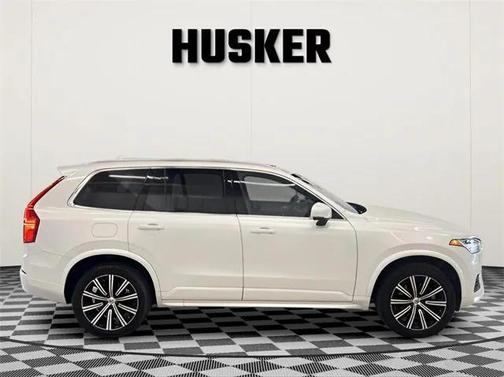2023 Volvo XC90 B5 Core
