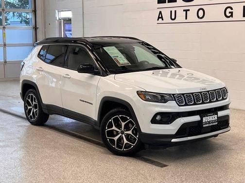 Bright White Clearcoat 2025 Jeep Compass Limited