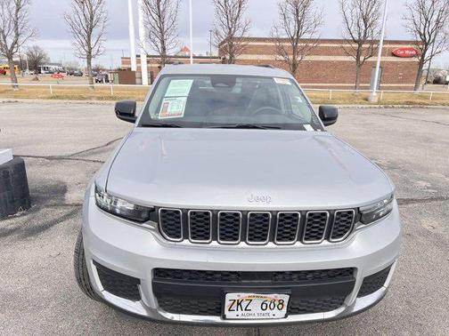 2023 Jeep Grand Cherokee L Laredo