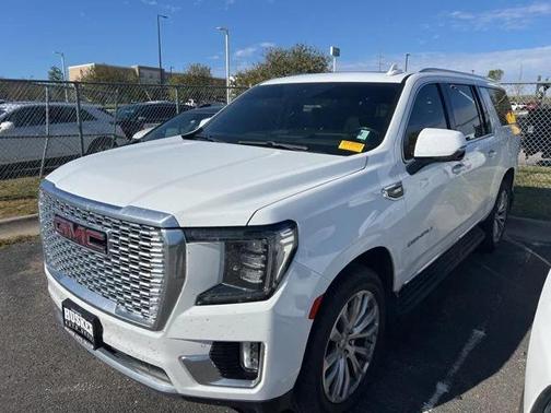 2022 GMC Yukon XL Denali