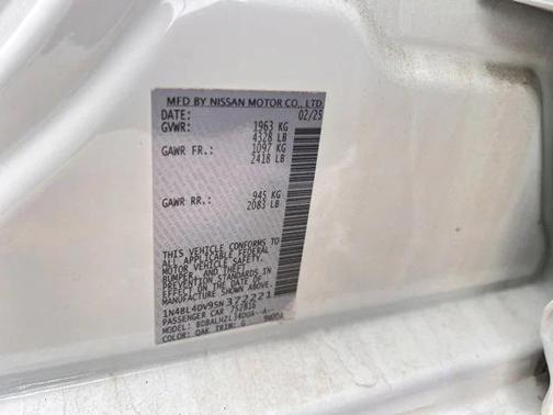 2025 Nissan Altima SV FWD