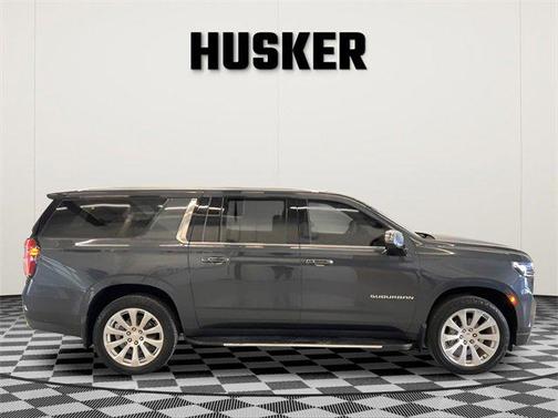 2022 Chevrolet Suburban Premier