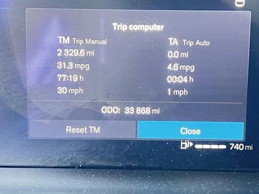 2024 Volvo S60 B5 Core Dark Theme