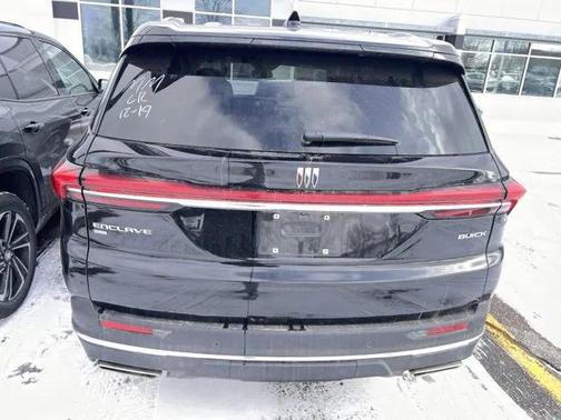 2025 Buick Enclave Preferred FWD