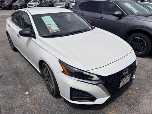White 2025 Nissan Altima SV FWD