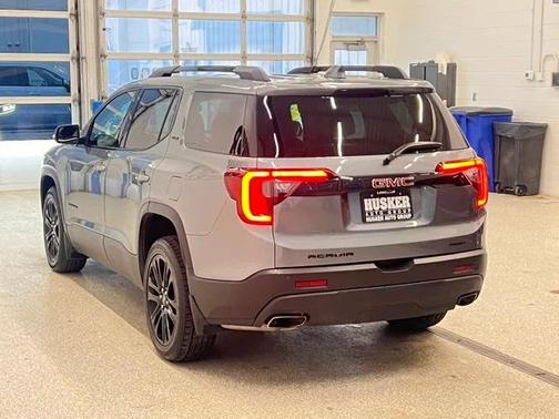 2021 GMC Acadia AWD SLT