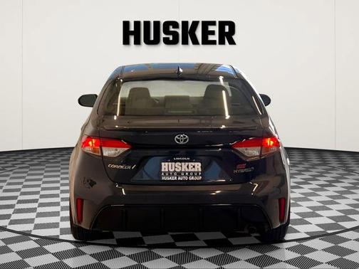 2024 Toyota Corolla Hybrid SE