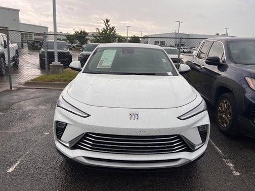 Summit White 2025 Buick Envista Preferred FWD