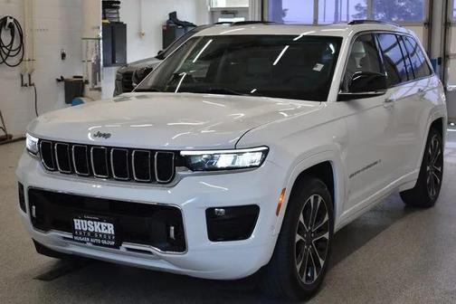 2023 Jeep Grand Cherokee Overland