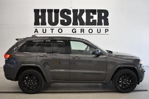 2021 Jeep Grand Cherokee Laredo
