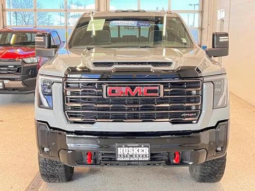2025 GMC Sierra 2500 AT4