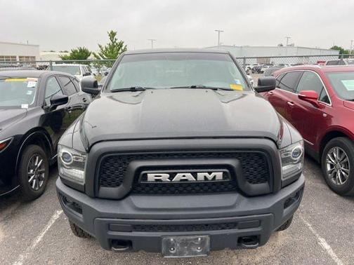 Diamond Black Crystal Pearlcoat 2020 RAM 1500 Classic Warlock Crew Cab 4x4 5'7' Box