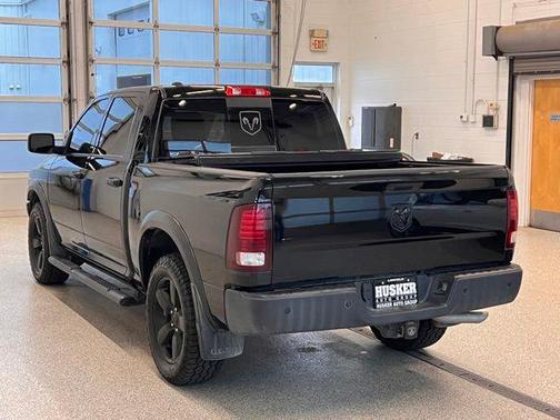 Diamond Black Crystal Pearlcoat 2020 RAM 1500 Classic Warlock Crew Cab 4x4 5'7' Box