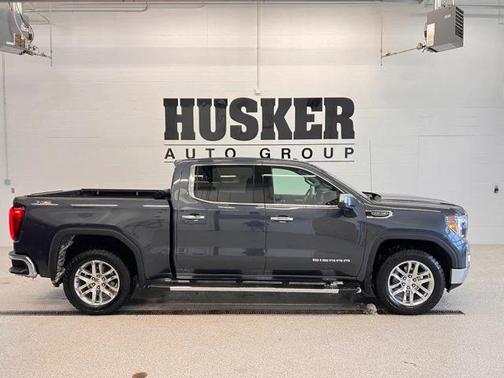 2022 GMC Sierra 1500 SLT