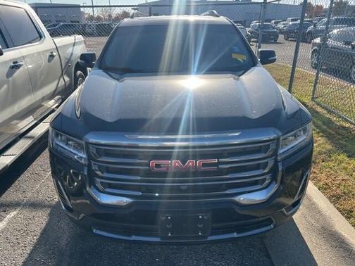 2022 GMC Acadia AT4