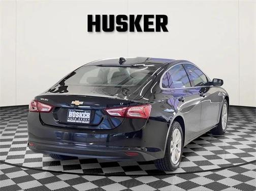2021 Chevrolet Malibu FWD LT
