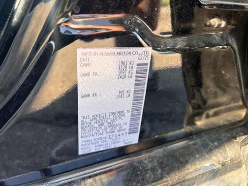 Super Black 2025 Nissan Altima SV FWD