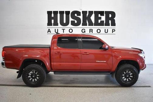 2017 Toyota Tacoma SR5