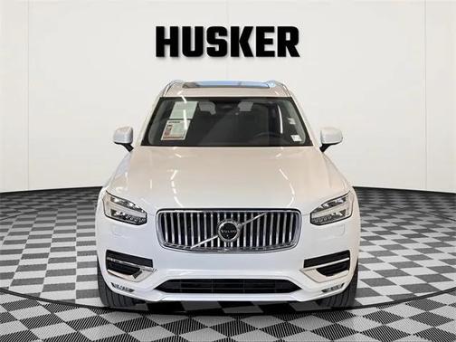 2024 Volvo XC90 B5 Plus Bright Theme